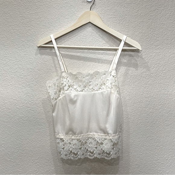 Vintage Tops - Vintage Elegant Off White Lace Cami Lingerie Top